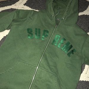 Supreme Hoodie
